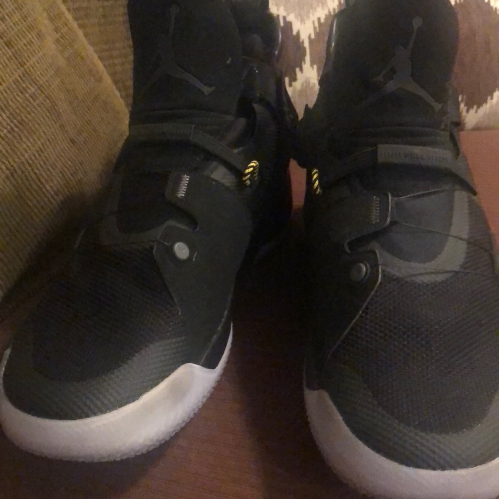 Jordan nike air 33’s